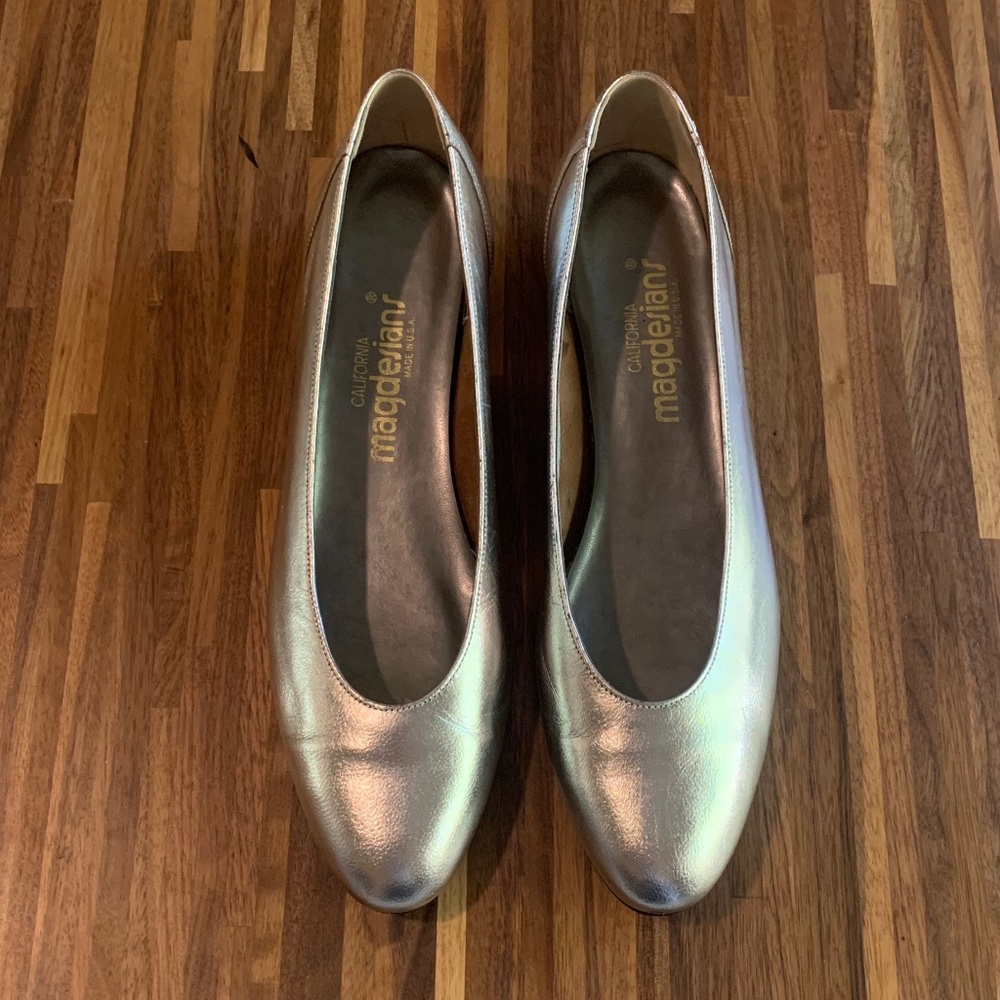 Vintage Magadesians Silver Leather Heels